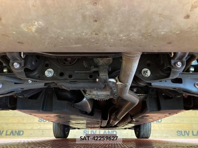 Toyota RAV4 2021-09 8003889-18