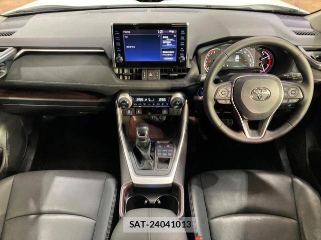 Toyota RAV4 2021-07 8003897-1
