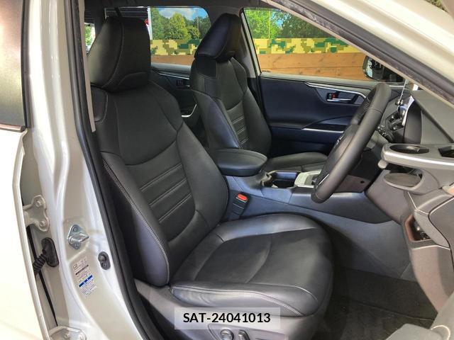 Toyota RAV4 2021-07 8003897-8