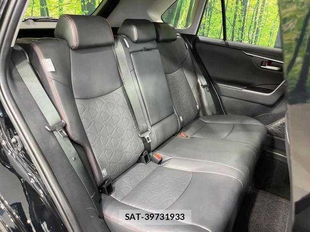 Toyota RAV4 2021-08 8006931-8