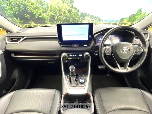 Toyota RAV4 2023-10 8007755-1