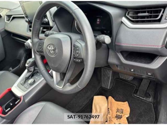 Toyota RAV4 2022-10 8008297-2
