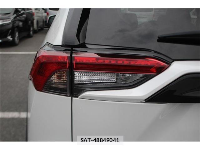 Toyota RAV4 2023-08 8008600-14