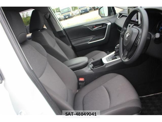 Toyota RAV4 2023-08 8008600-19