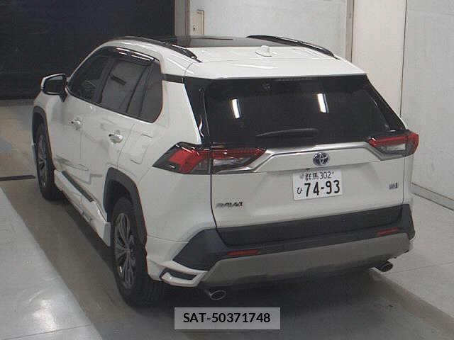 Toyota RAV4 2022-04 8009350-3