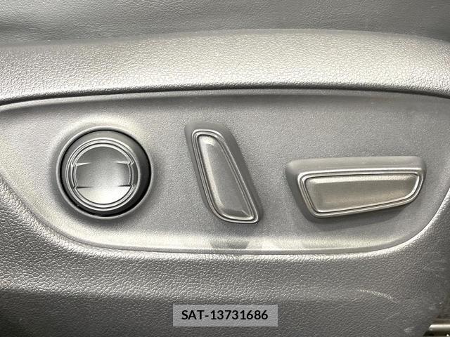 Toyota RAV4 2021-03 8010454-4