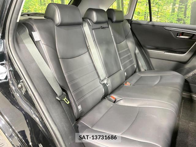 Toyota RAV4 2021-03 8010454-8