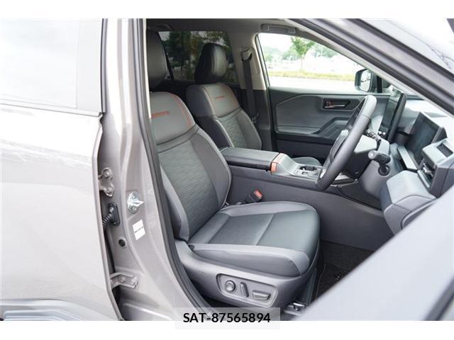 Toyota RAV4 2026-04 8011937-12