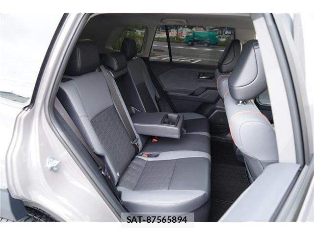 Toyota RAV4 2026-04 8011937-13