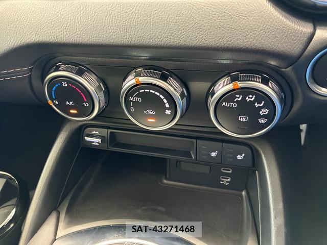 Mazda ROADSTER 2025-09 8003057-11