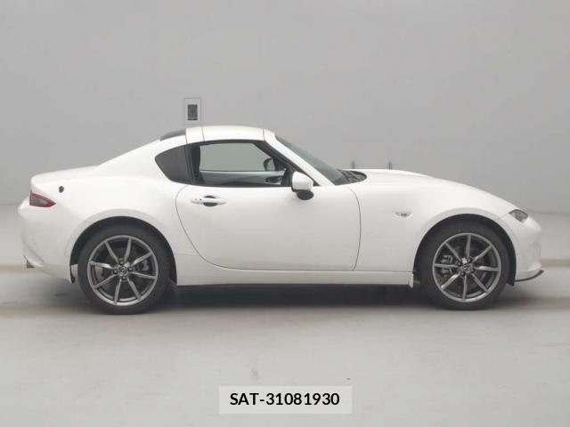 Mazda ROADSTER 2023-03 8003264-3