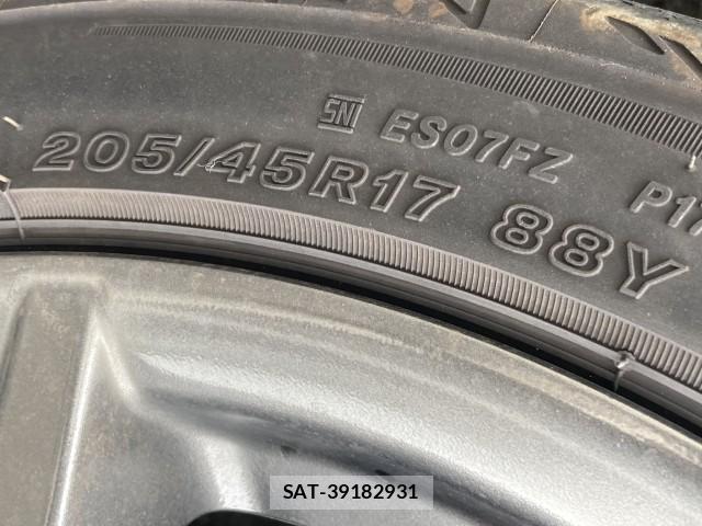 Mazda ROADSTER 2017-10 8005838-10