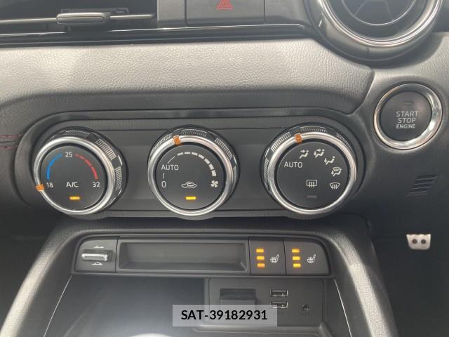 Mazda ROADSTER 2017-10 8005838-16