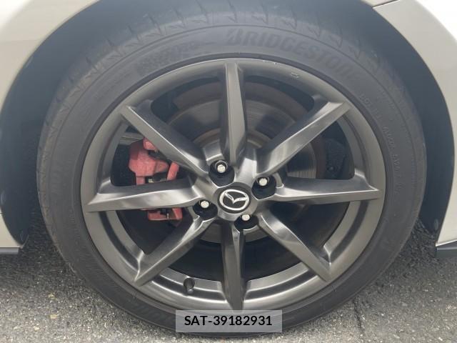 Mazda ROADSTER 2017-10 8005838-5