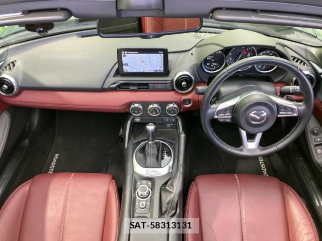 Mazda ROADSTER 2019-12 8005919-3