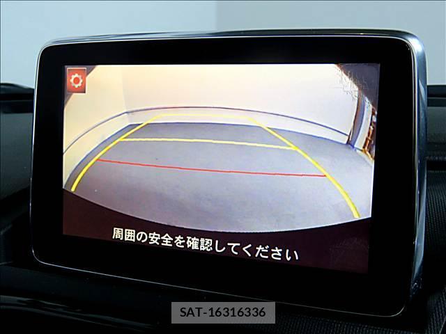 Mazda ROADSTER 2017-01 8006620-15