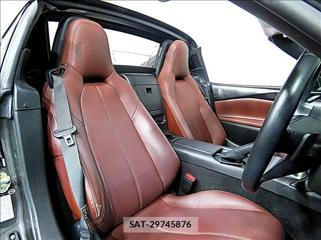 Mazda ROADSTER 2017-03 8006622-11
