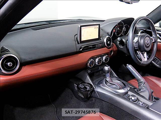 Mazda ROADSTER 2017-03 8006622-12