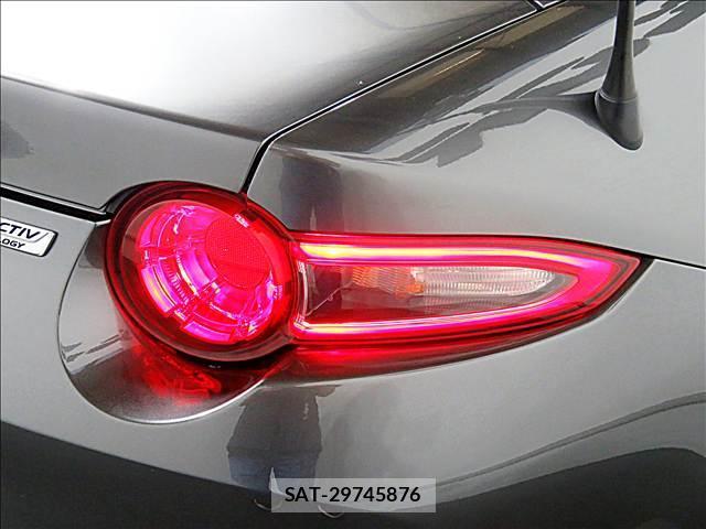 Mazda ROADSTER 2017-03 8006622-9