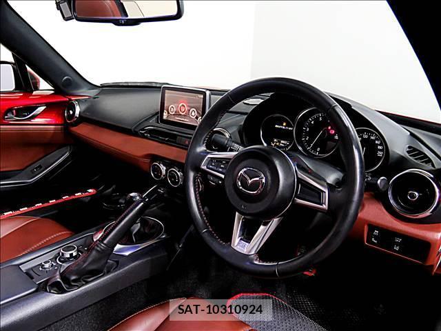 Mazda ROADSTER 2017-01 8006624-2