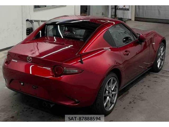Mazda ROADSTER 2022-06 8008078-1