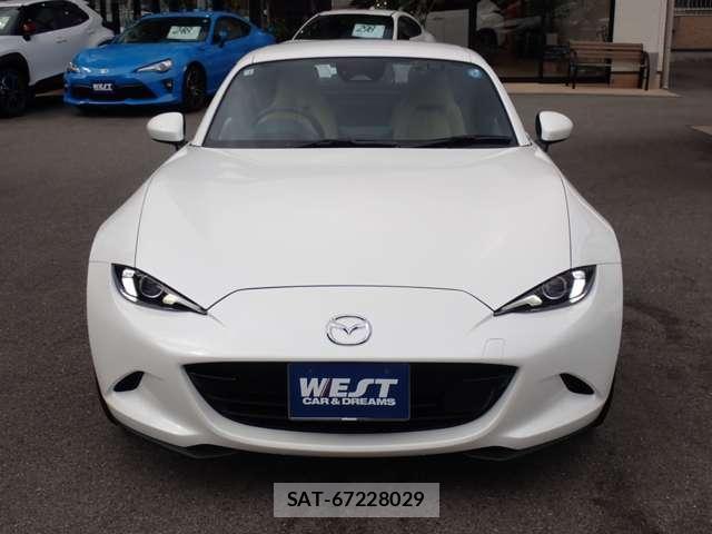 Mazda ROADSTER 2026-01 8010890-16