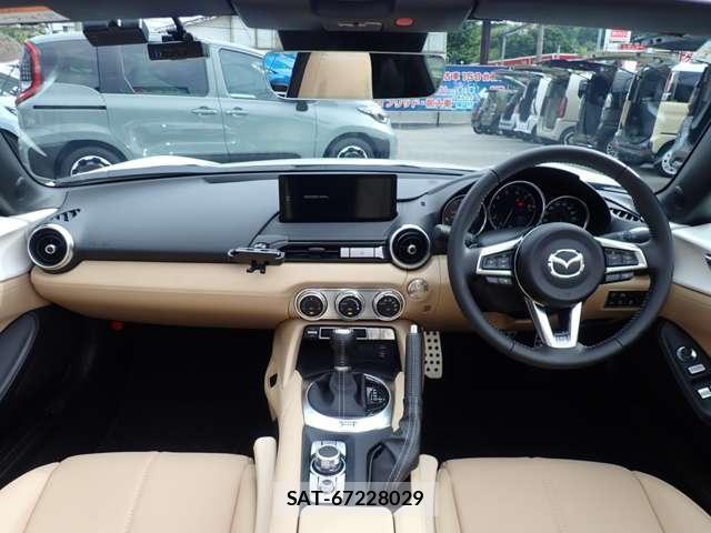 Mazda ROADSTER 2026-01 8010890-2