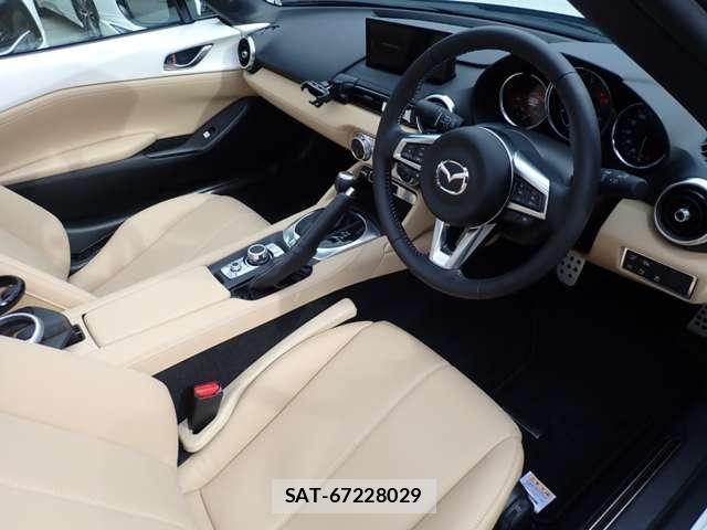 Mazda ROADSTER 2026-01 8010890-6