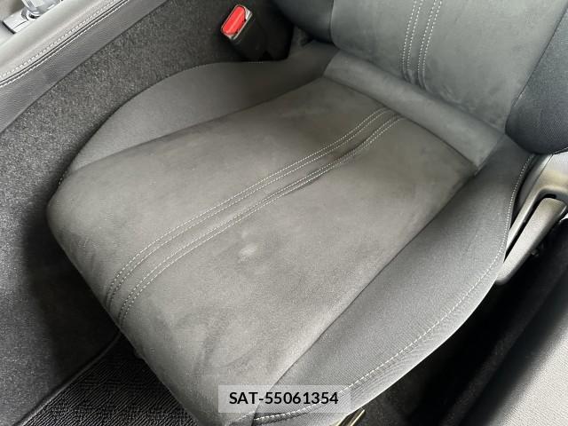 Mazda ROADSTER 2024-09 8011337-15