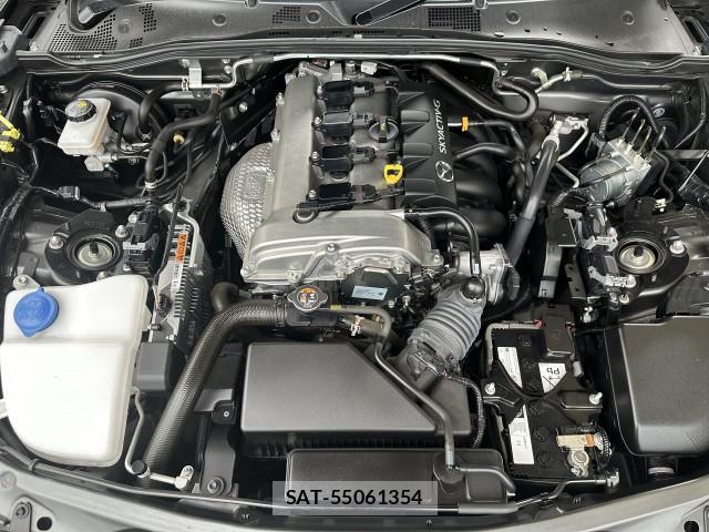 Mazda ROADSTER 2024-09 8011337-18