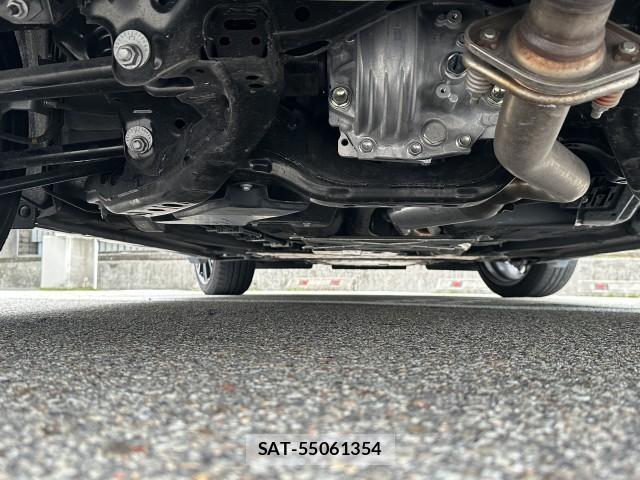 Mazda ROADSTER 2024-09 8011337-19