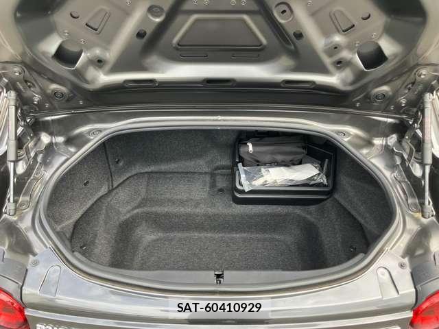 Mazda ROADSTER 2022-02 8011342-16