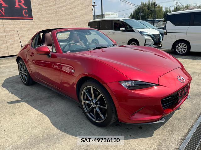 Mazda ROADSTER 2017-03 8011741-1
