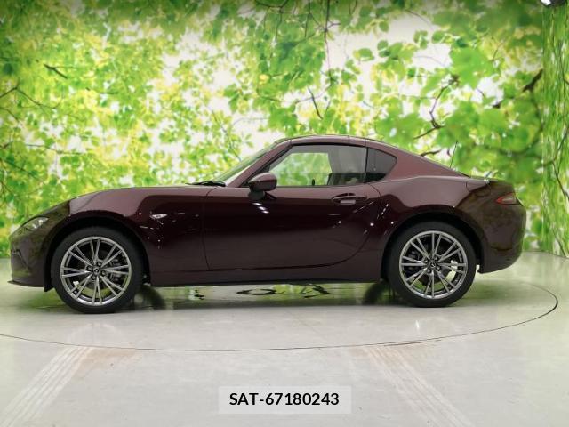 Mazda ROADSTER 2025-03 8012161-1