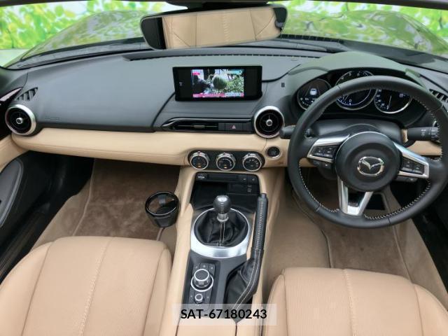 Mazda ROADSTER 2025-03 8012161-12