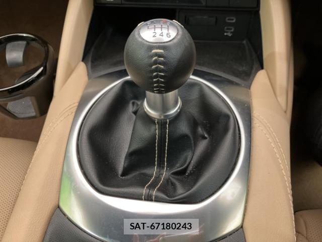 Mazda ROADSTER 2025-03 8012161-17