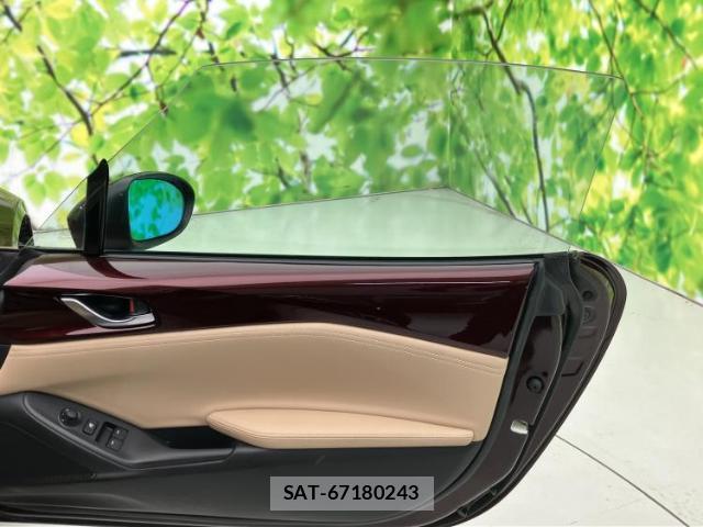 Mazda ROADSTER 2025-03 8012161-6