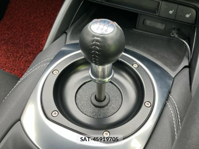 Mazda ROADSTER 2024-09 8012299-16