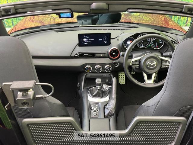 Mazda ROADSTER 2024-02 8003122-1