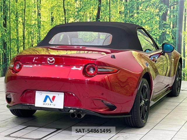 Mazda ROADSTER 2024-02 8003122-16