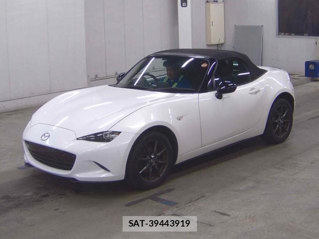 Mazda ROADSTER 2015-06 8003746-3
