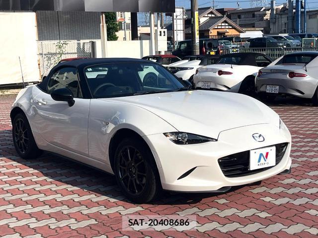 Mazda ROADSTER 2022-03 8005106-13