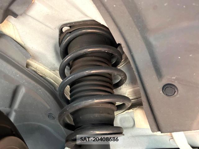 Mazda ROADSTER 2022-03 8005106-17