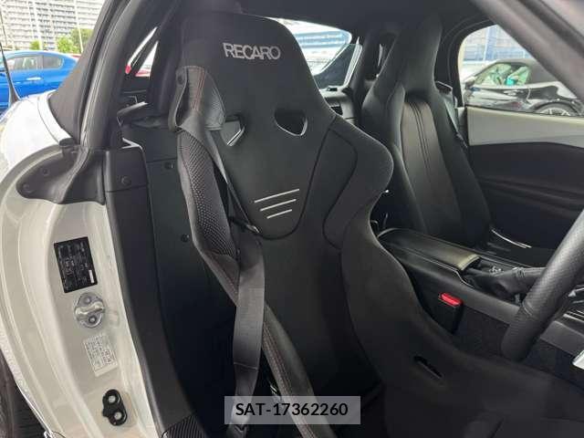 Mazda ROADSTER 2015-07 8006884-10