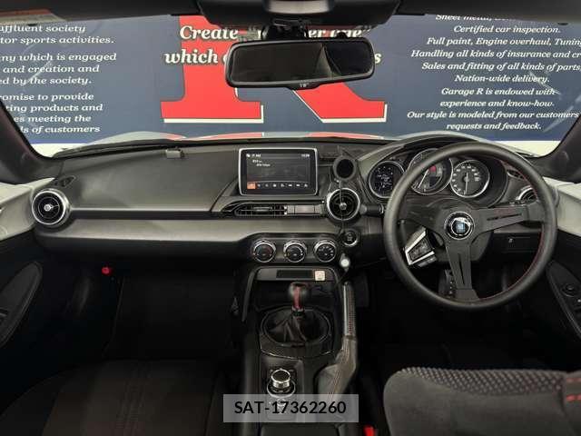 Mazda ROADSTER 2015-07 8006884-3
