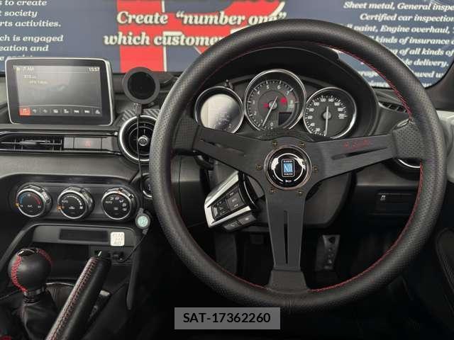 Mazda ROADSTER 2015-07 8006884-9