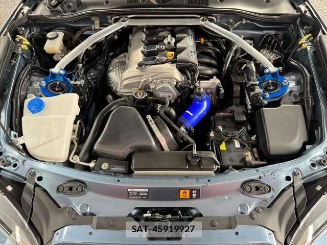 Mazda ROADSTER 2015-08 8006894-2