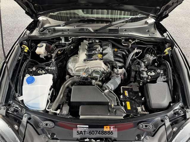 Mazda ROADSTER 2023-10 8006897-2