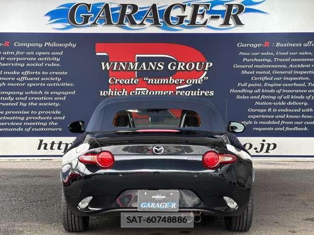 Mazda ROADSTER 2023-10 8006897-6