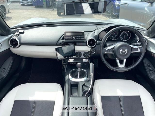 Mazda ROADSTER 2015-08 8007162-1
